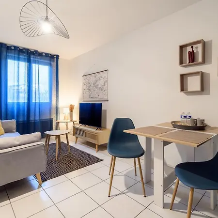 Apartment Le Gogh ~ Parking ~ Balcon ~ Arrivee Autonome